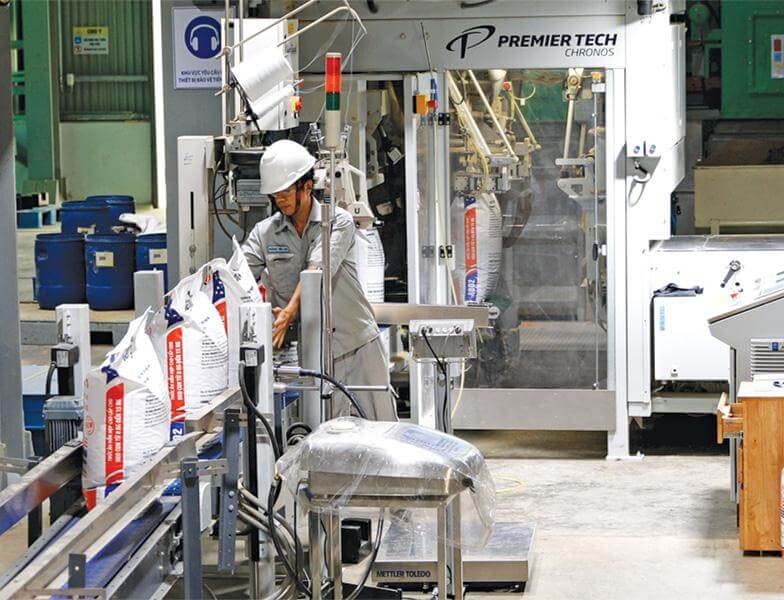Điều kiện, thủ tục thành lập công ty thức ăn gia súc mới nhất 7 Hồ sơ đề nghị cấp Giấy chứng nhận đủ điều kiện sản xuất thức ăn gia súc